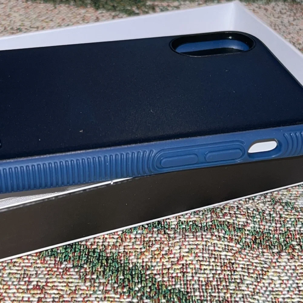 Incipio Blue X Phone Case 2017 Smallest X phone New in Package NWT